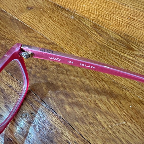 Quay Australia Pink Glasses - Picture 8 of 8